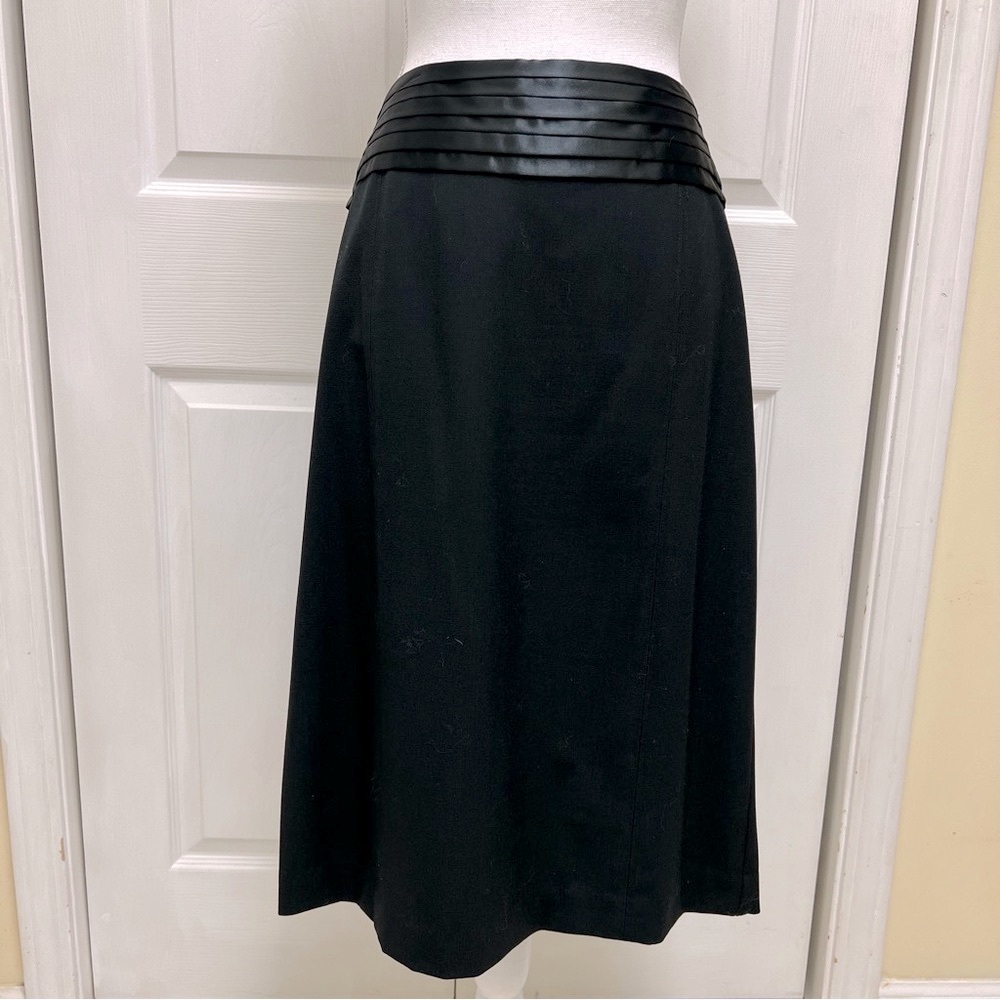 Kristin Davis | Black A-Line Skirt with Pleated Waistband | Size 12
